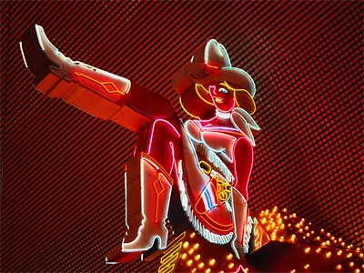  More delicately worked neon, in neon's world capital