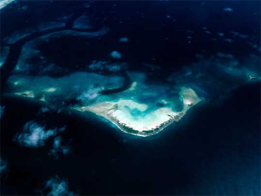  Atoll: formed when volcanic islands sink, leaving coral reefs and lagoon behind