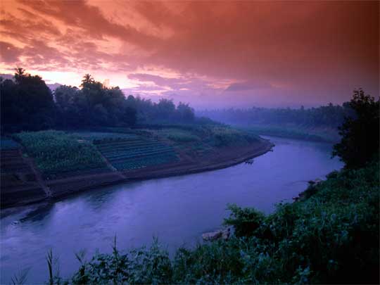  Nam Khan River enveloped in twilight mist