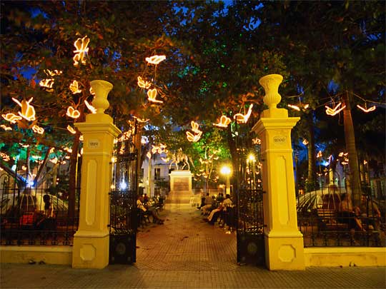  Cartagena's Plaza Bolívar twinkles with festive Christmas decorations