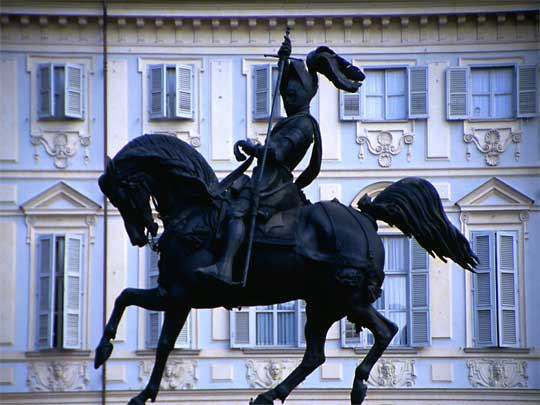  Statue of Emanuele Filiberto, Duke of Savoy (1528-80), and his horse