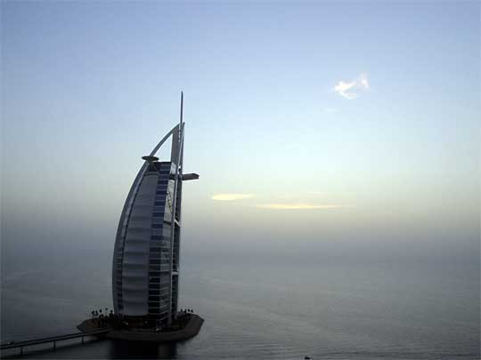  Dubai's Burj Al Arab Hotel's illustrious exterior