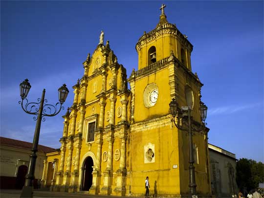  Iglesia de la Recolección bathed in God's golden light