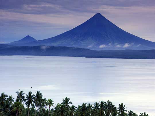  Mt Mayon, one of world's most active volcanoes
