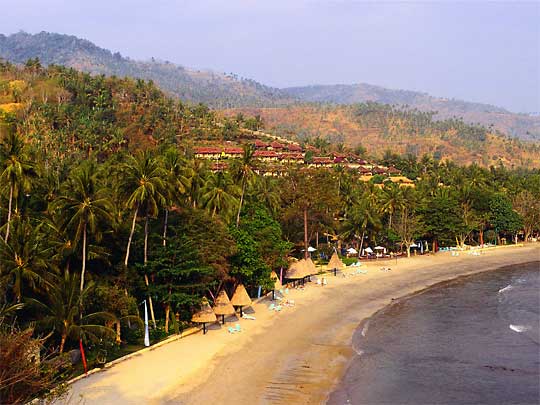  Tourist resort town of Senggigi Beach