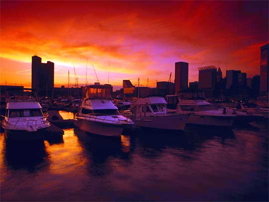  Inner Harbour: tourist magnet