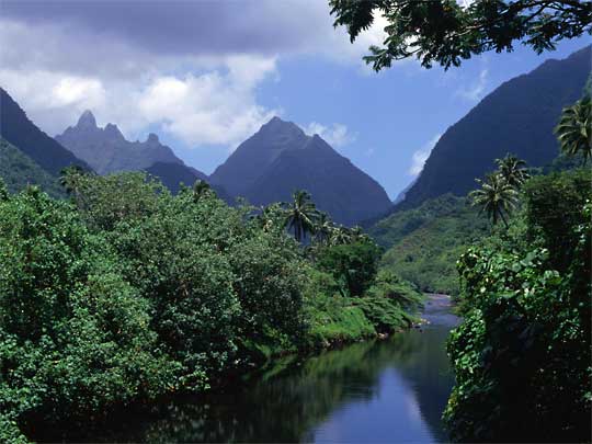  Vaitepiha River, flowing gently, on Tahiti Iti (Little Tahiti) Island