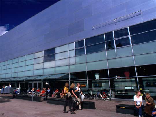  Visitors outside Kiasma (meaning 'intersection') Museum of Contemporary Art