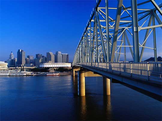  Ohio River and Taylor-Southgate Bridge, with city centre in background