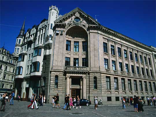  Historic facade in Dome Square