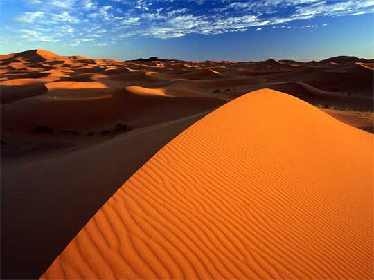  Erg Chebbi , dune field near village of Merzouga, on edge of Sahara Desert 